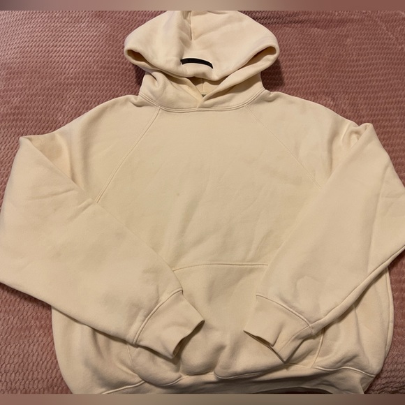 Essentials Fear of God Hoodie in Buttercream - Picture 3 of 4